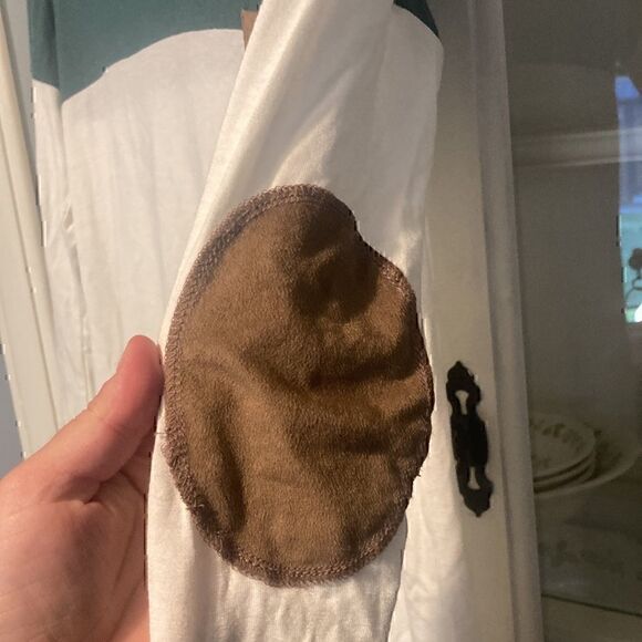 Vanilla Bay small long sleeve top   - Picture 5 of 5